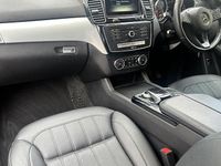 Used Mercedes GLE250 204 HP (150 kW) 2016 Black Estate