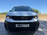 Used Peugeot Partner 131 HP (96 kW) 2021 White MPV