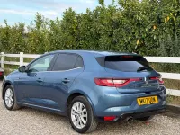 Used Renault Mégane IV Dynamique 130 HP (95 kW) 2017 Blue Hatchback
