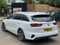 Used Kia Ceed Sportswagon 114 HP (83 kW) 2018 White Estate