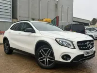 Usado Mercedes GLA180 Urban 122 HP (89 kW) 2018 Branco SUV