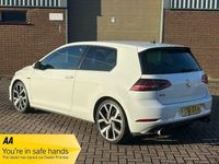Used VW Golf VII GTI 245 HP (180 kW) 2018 White Hatchback