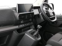 Używany Citroën Dispatch 120 KM (88 kW) 2025 Biały Minivan
