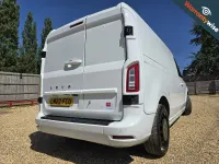 Used LEVC VN5 City 150 HP (110 kW) 2022 White MPV