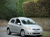 Used Toyota Yaris 86 HP (63 kW) 2003 Silver Hatchback