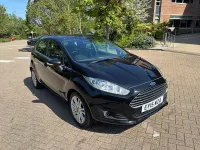 Used Ford Fiesta Zetec 75 HP (55 kW) 2015 Black Hatchback