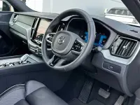 Used Volvo XC60 Plus 247 HP (181 kW) 2024 White SUV