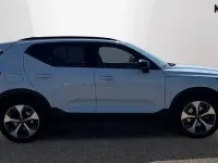 Usado Volvo XC40 Plus 194 CV (142 kW) 2024 Azul SUV