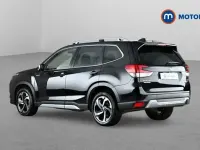 Usado Subaru Forester Premium 150 HP (110 kW) 2024 Preto SUV
