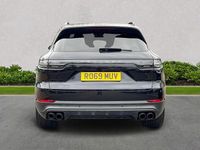 Used Porsche Cayenne 440 HP (323 kW) 2019 Black SUV
