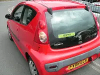 Used Peugeot 107 68 HP (50 kW) 2008 Red Hatchback