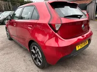 Käytetty MG MG3 Excite 106 HP (77 kW) 2021 Punainen Viistoperä