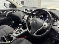 Used Nissan Qashqai N-Connecta 2016 White SUV