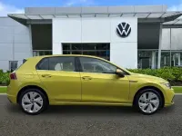 Used VW Golf VIII Style 130 HP (95 kW) 2022 Yellow Hatchback