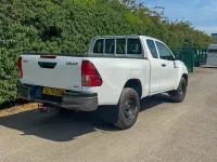 Used Toyota HiLux Active 150 HP (110 kW) 2020 White Pickup