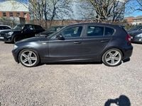 Usado BMW 130 M Sport 265 CV (194 kW) 2006 Gris Utilitario