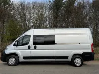 Używany Citroën Relay 140 KM (102 kW) 2022 Srebrny Van