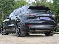 Used Porsche Cayenne Turbo 550 HP (404 kW) 2018 Black SUV