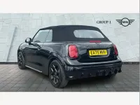 Usado Mini Cooper Cabriolet Sport 161 HP (118 kW) 2025 Preto Cabrios