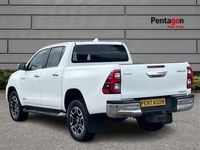used Toyota HiLux 2.8 D 4d Invincible Double Cab Pickup 4dr Diesel Manual 4wd Euro 6 s/s 204