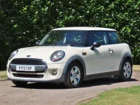 Used Mini ONE Hatch 102 HP (75 kW) 2014 White Hatchback