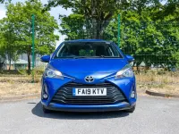 Used Toyota Yaris 111 HP (81 kW) 2019 Blue Hatchback