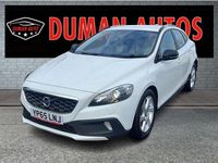 Used Volvo V40 120 HP (88 kW) 2015 White Hatchback