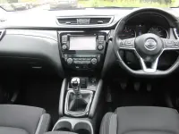Used Nissan Qashqai N-Connecta 2018 Silver SUV
