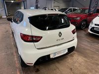 Used Renault Clio IV Dynamique 90 HP (66 kW) 2017 White Hatchback