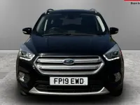 Gebraucht Ford Kuga Titanium 150 PS (110 kW) 2019 SUV