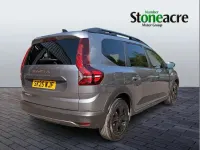 Used Dacia Jogger Extreme 139 HP (102 kW) 2025 Grey MPV