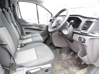 Used Ford Transit Custom 105 HP (77 kW) 2019 White Van