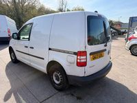 Begagnad VW Caddy Startline 102 HK (75 kW) 2017 Vit Minibuss