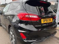 Second-hand Ford Fiesta ST-Line 101 CP (74 kW) 2018 Negru Hatchback