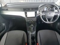 Used Seat Arona SE Technology 95 HP (69 kW) 2018 White SUV