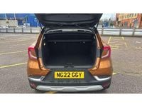 Usado Renault Captur SE 143 HP (105 kW) 2022 Preto SUV