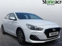 Used Hyundai i30 SE 120 HP (88 kW) 2019 White Hatchback