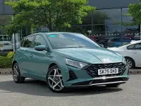 Used Hyundai i20 Premium 100 HP (73 kW) 2025 Green Hatchback