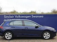 Używany VW Golf VII Life 150 KM (110 kW) 2021 Niebieski Hatchback