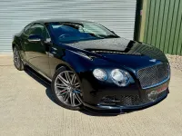 Begagnad Bentley Continental 630 HK (463 kW) 2014 Svart Sedan