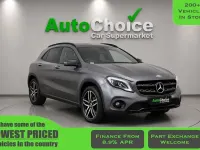 Usado Mercedes GLA180 Urban 122 HP (89 kW) 2019 Cinzento SUV