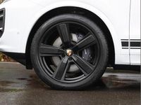 Begagnad Porsche Cayenne Black Edition 464 HK (341 kW) 2025 Vit SUV