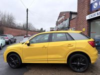 Begagnad Audi Q2 S-Line 150 HK (110 kW) 2018 Gul SUV