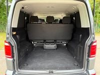 Used VW Shuttle SE 150 HP (110 kW) 2019 Grey MPV