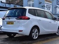 Used Vauxhall Zafira Tourer SRi 140 HP (102 kW) 2018 White MPV