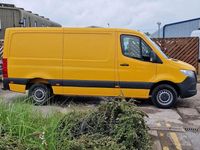 Used Mercedes Sprinter 143 HP (105 kW) 2018 Yellow Van