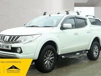 Used Mitsubishi L200 2017 White Pickup