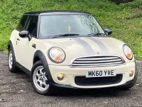 Used Mini Cooper Hatch 122 HP (89 kW) 2010 White Hatchback