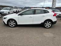 Used Volvo V40 2013 White Hatchback
