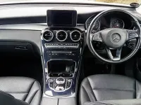 Used Mercedes GLC250 Urban 211 HP (155 kW) 2018 White Estate